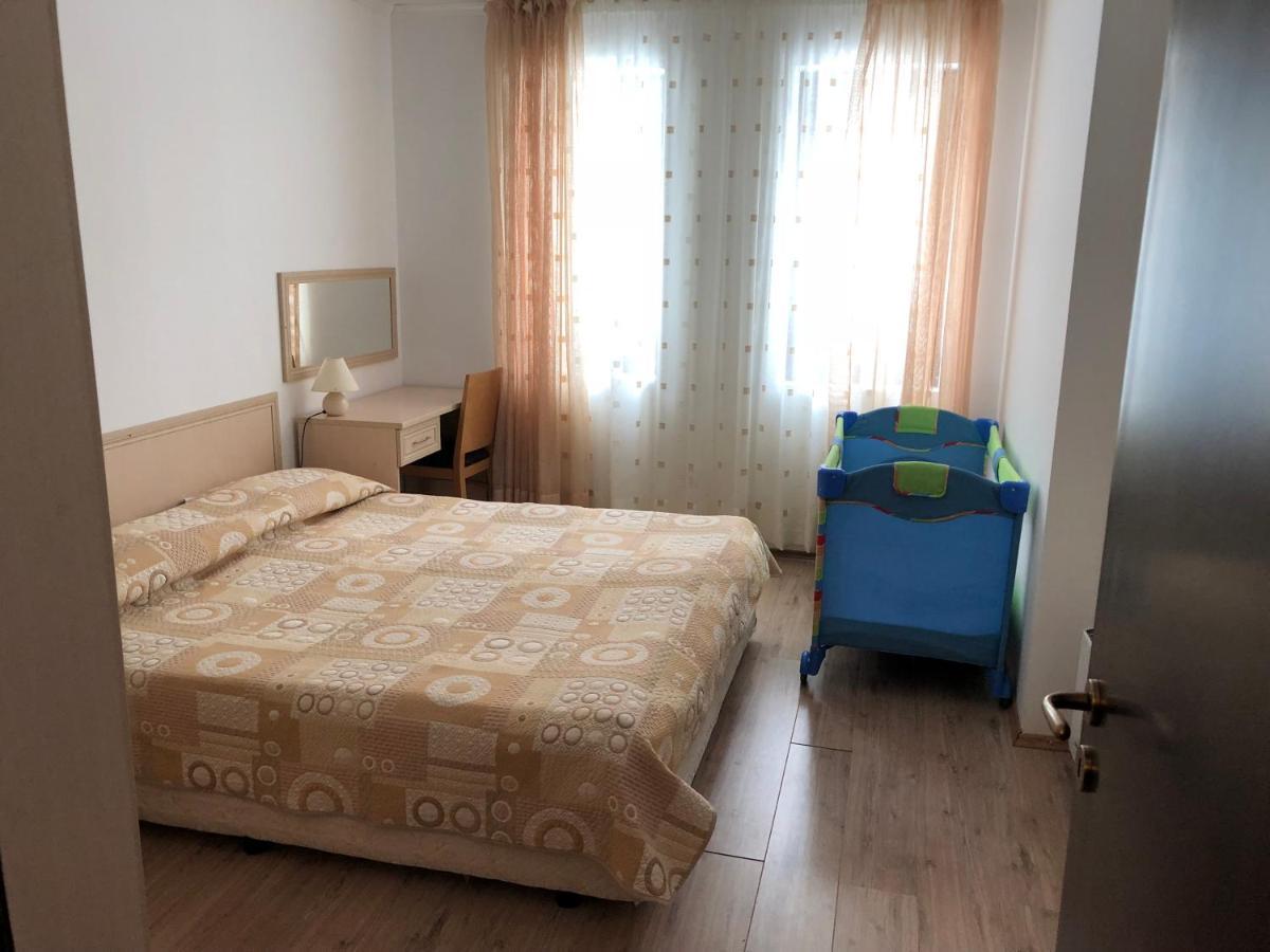 Апартамент В Хотел Стената, Пампорово Apartamento Smolyan Exterior foto